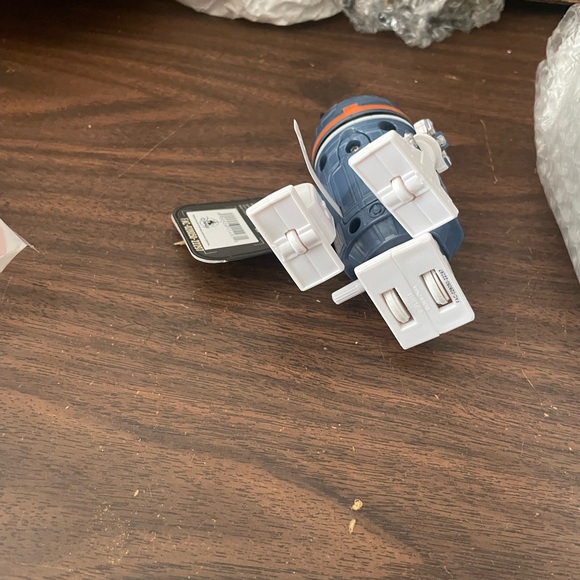 Star Wars Galactic Starcruiser Chandrila Star Line SK-620 Droid Wind Up - Picture 5 of 6